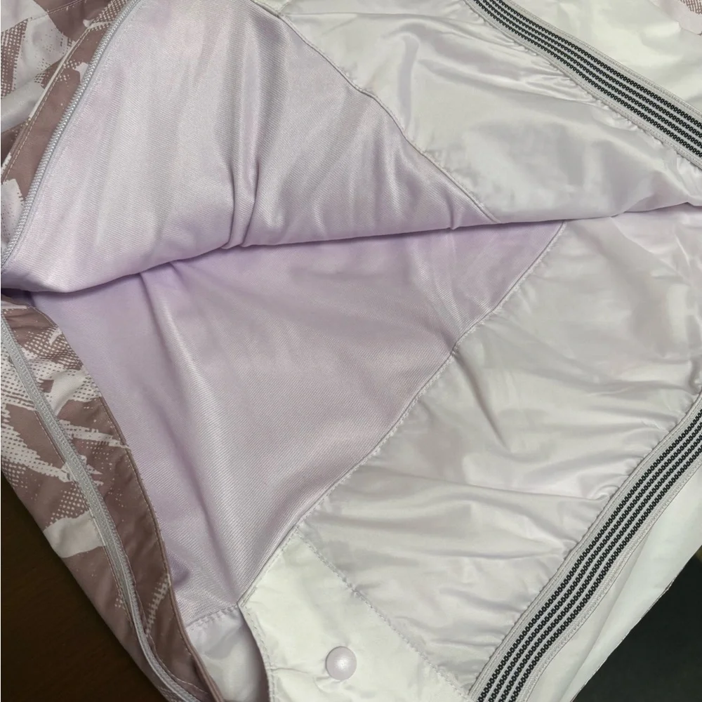 The North Face Women's Tanger Lavender Fog Ski Jacket - Picture 10 of 10